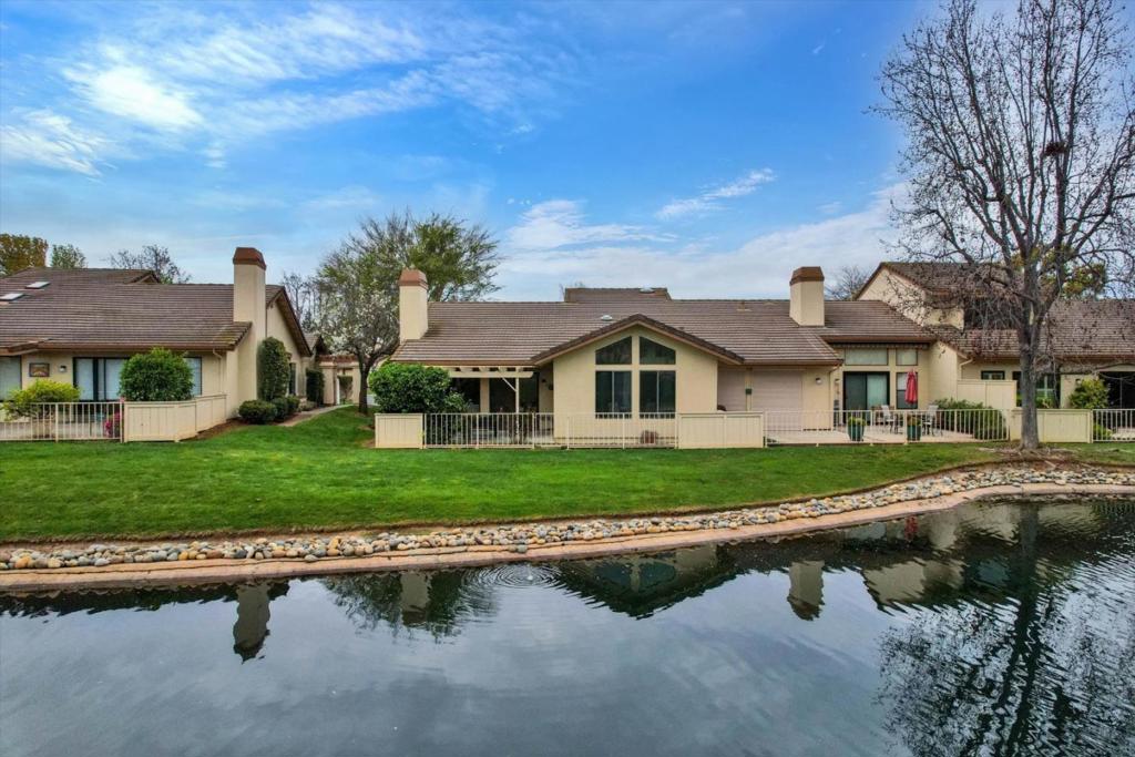 3123 Lake Trasimeno Drive Property Photo 34