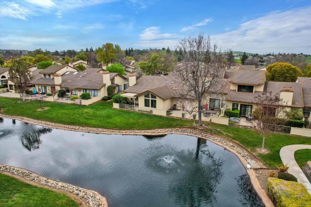3123 Lake Trasimeno Drive Property Photo 35
