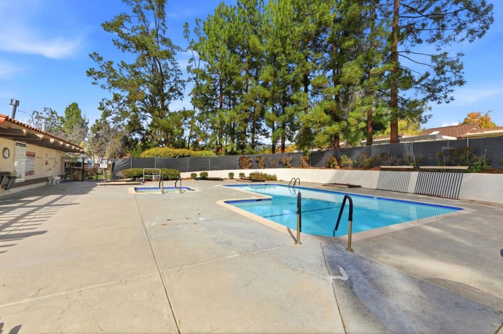 8418 Chenin Blanc Property Photo 37