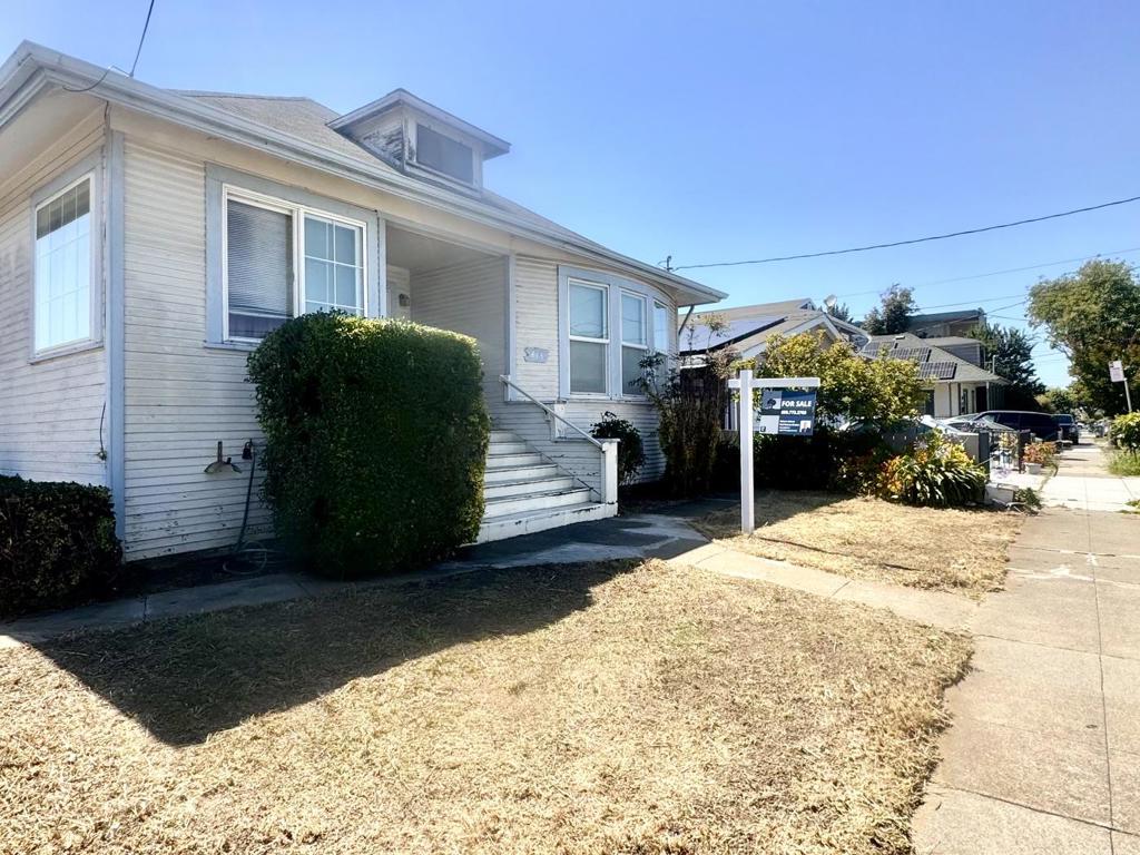 413 Milton Avenue Property Photo 7