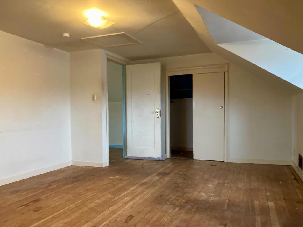 413 Milton Avenue Property Photo 29