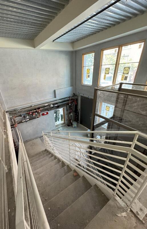 697 Sutter Street Property Photo 4
