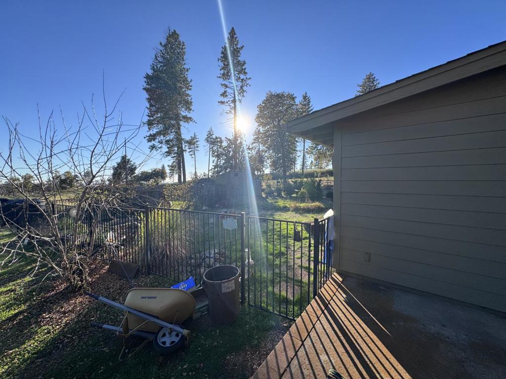 12168 Granite Ridge Road Property Photo 9