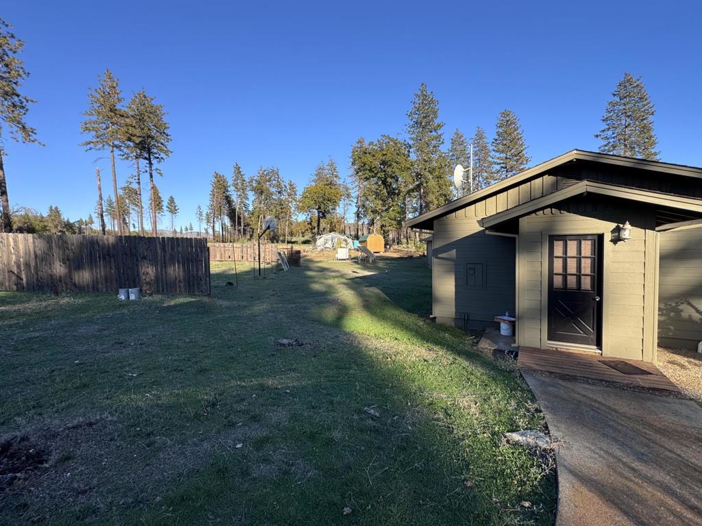 12168 Granite Ridge Road Property Photo 11