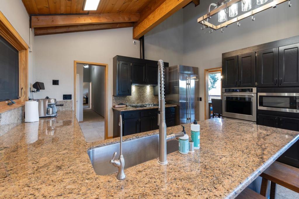 22125 Miller Ridge Road Property Photo 7
