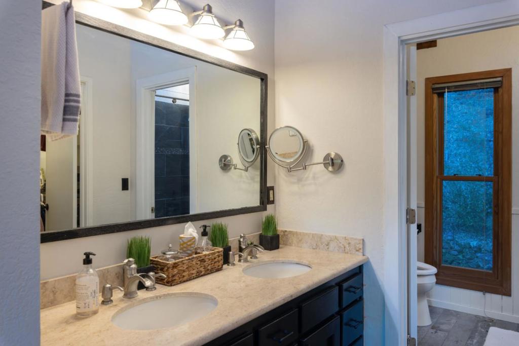 22125 Miller Ridge Road Property Photo 24