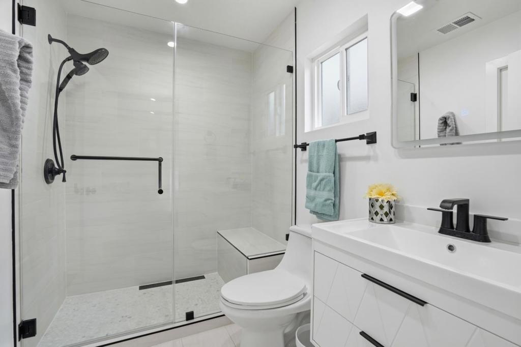27 Midway Avenue Property Photo 16