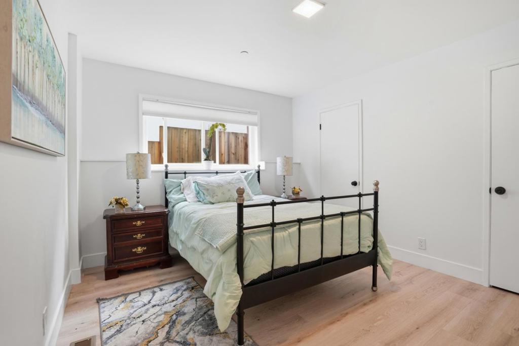 27 Midway Avenue Property Photo 18