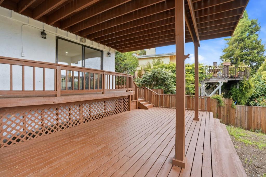 27 Midway Avenue Property Photo 31