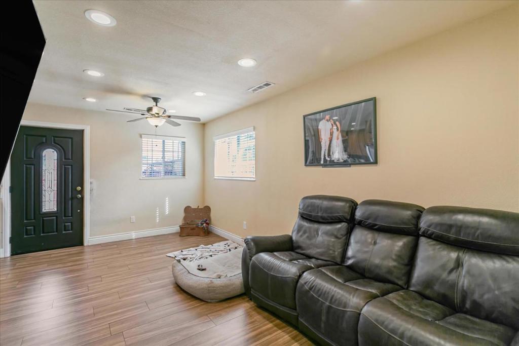 105 Sanchez Drive Property Photo 11