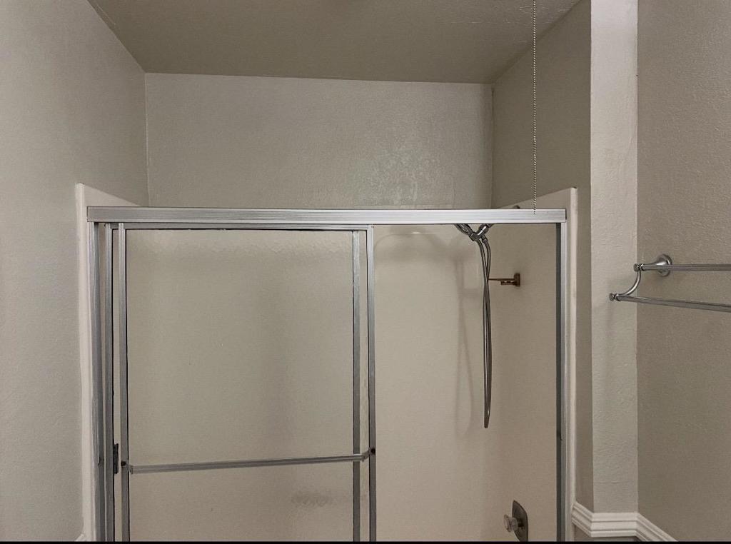 430 Pine Avenue Property Photo 12