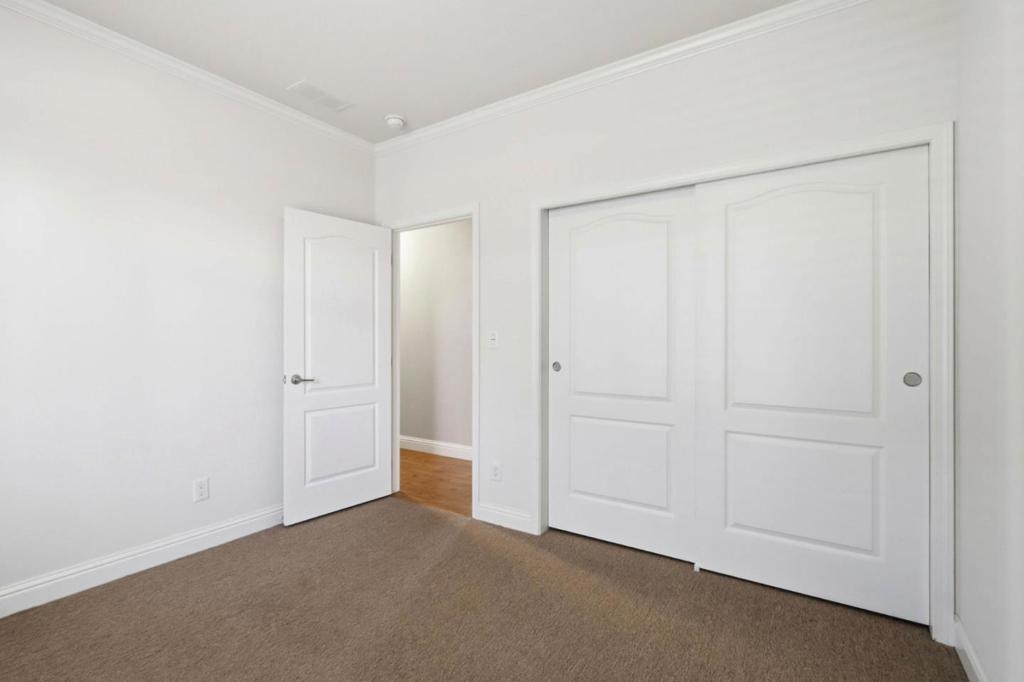 1225 Vienna Drive 243 Property Photo 18