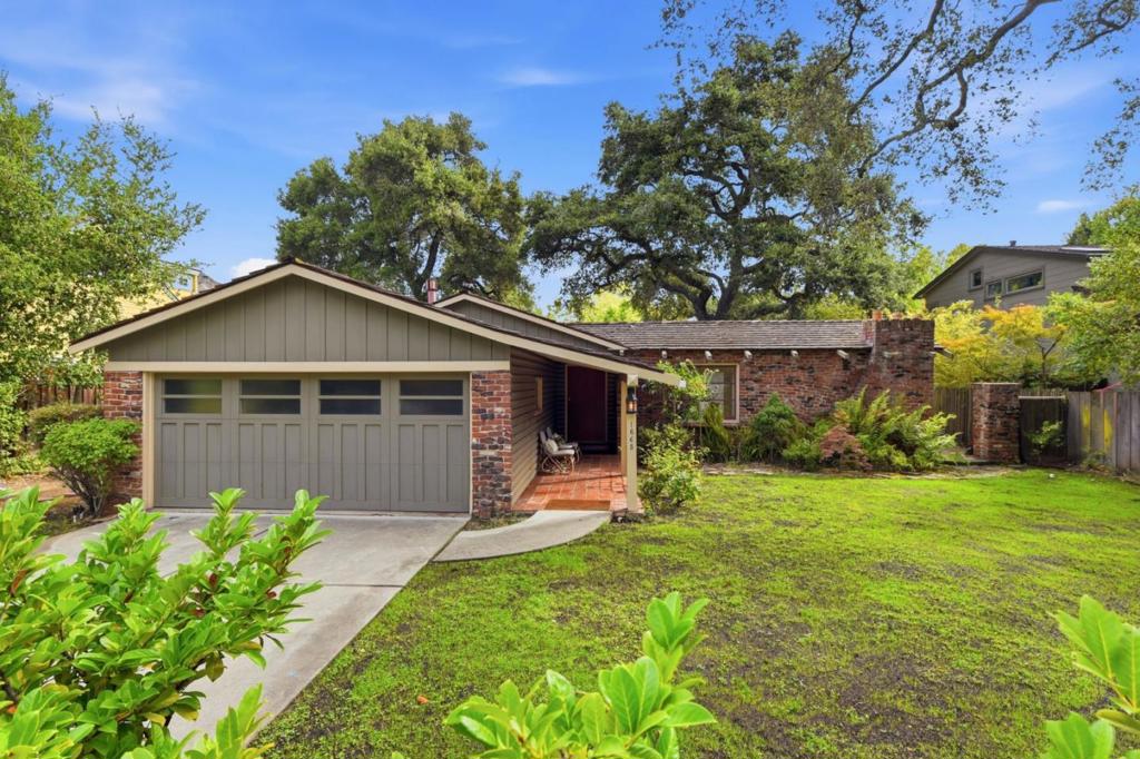 1665 Middlefield Road Property Photo