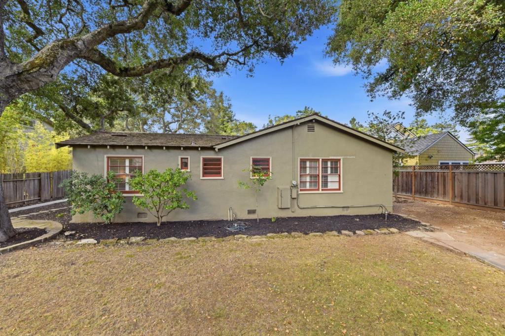 1665 Middlefield Road Property Photo 29