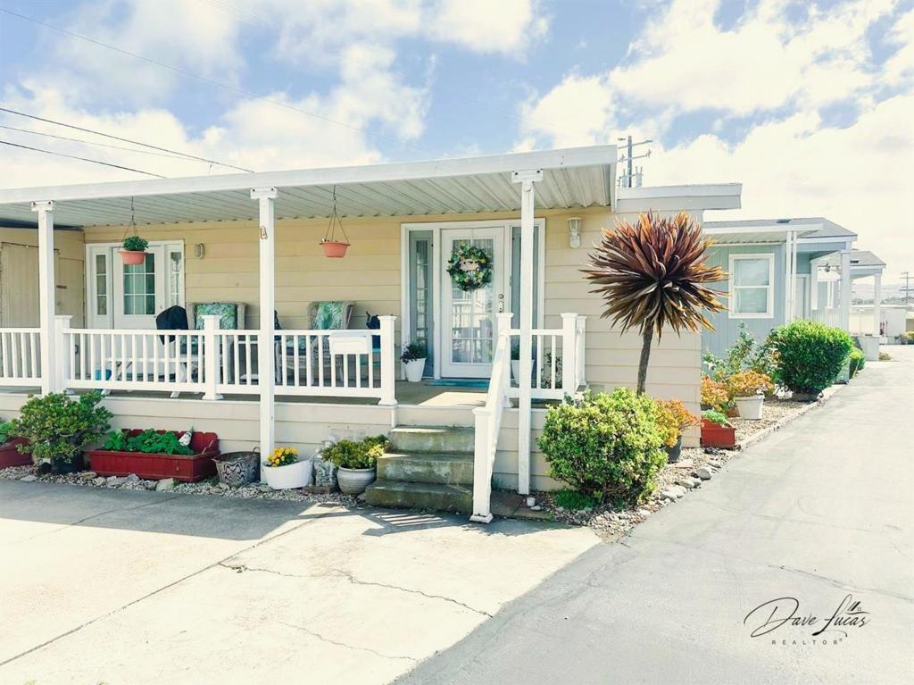1146 Birch Avenue 19 Property Photo 1