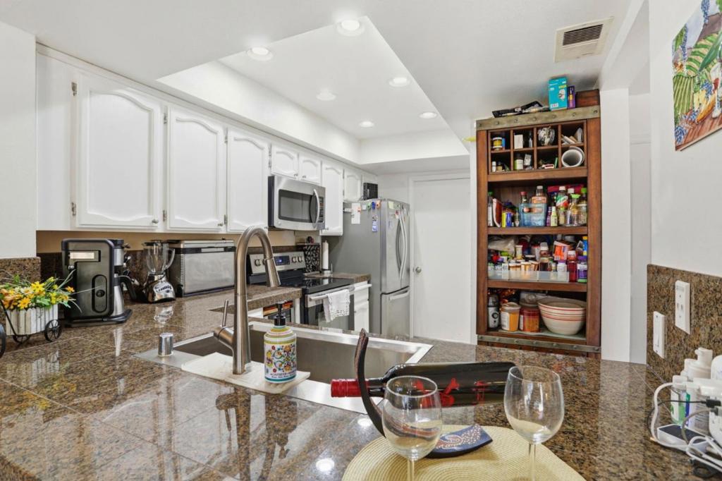 4967 Cherry Avenue Property Photo 15