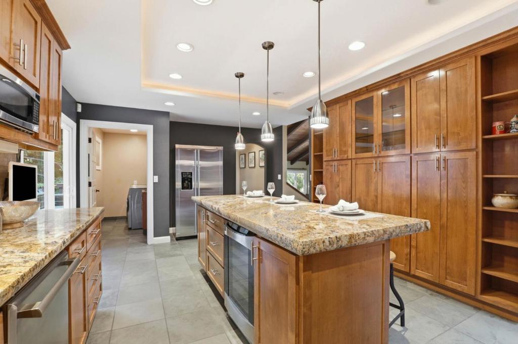 17285 Copper Hill Drive Property Photo 18