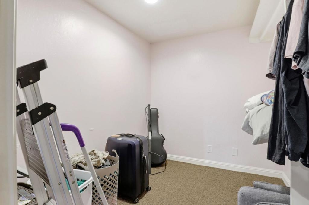 17285 Copper Hill Drive Property Photo 42