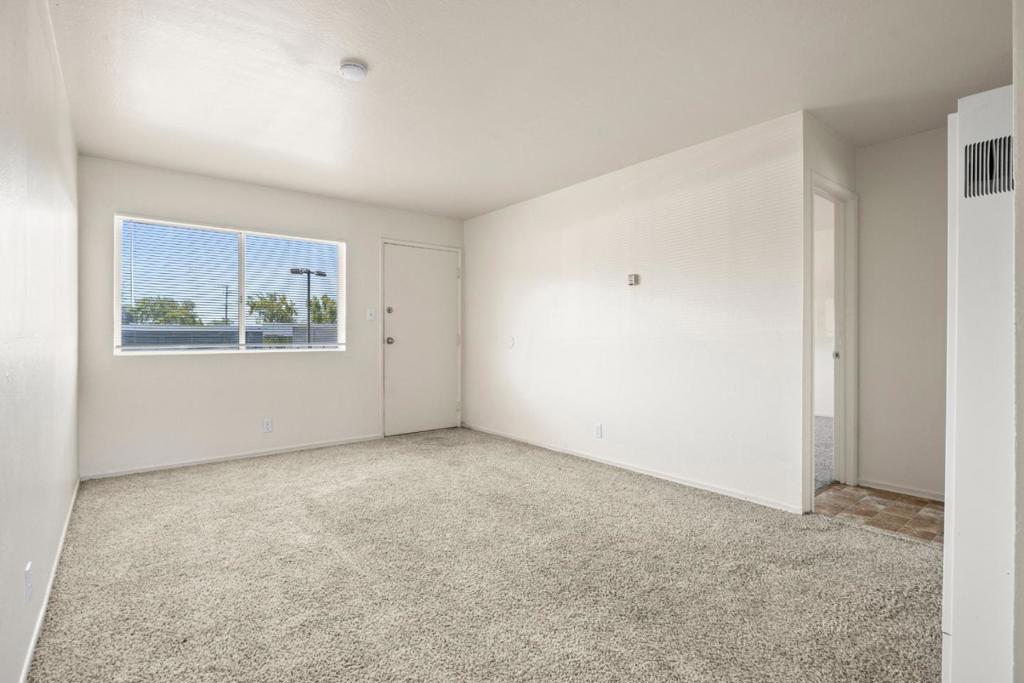 24598 Sybil Avenue Property Photo 10