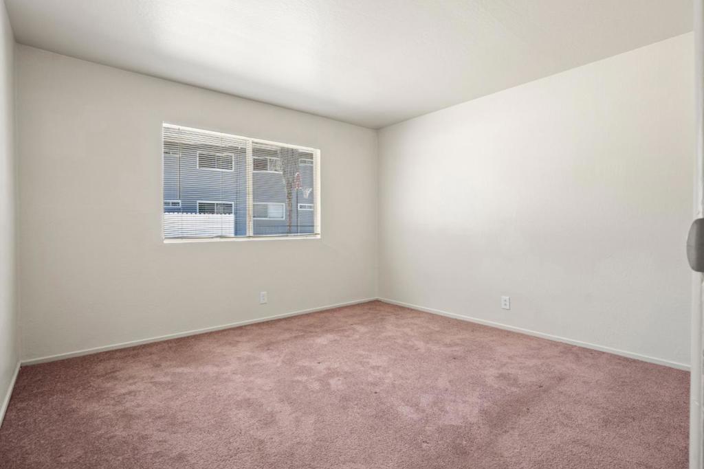24598 Sybil Avenue Property Photo 23