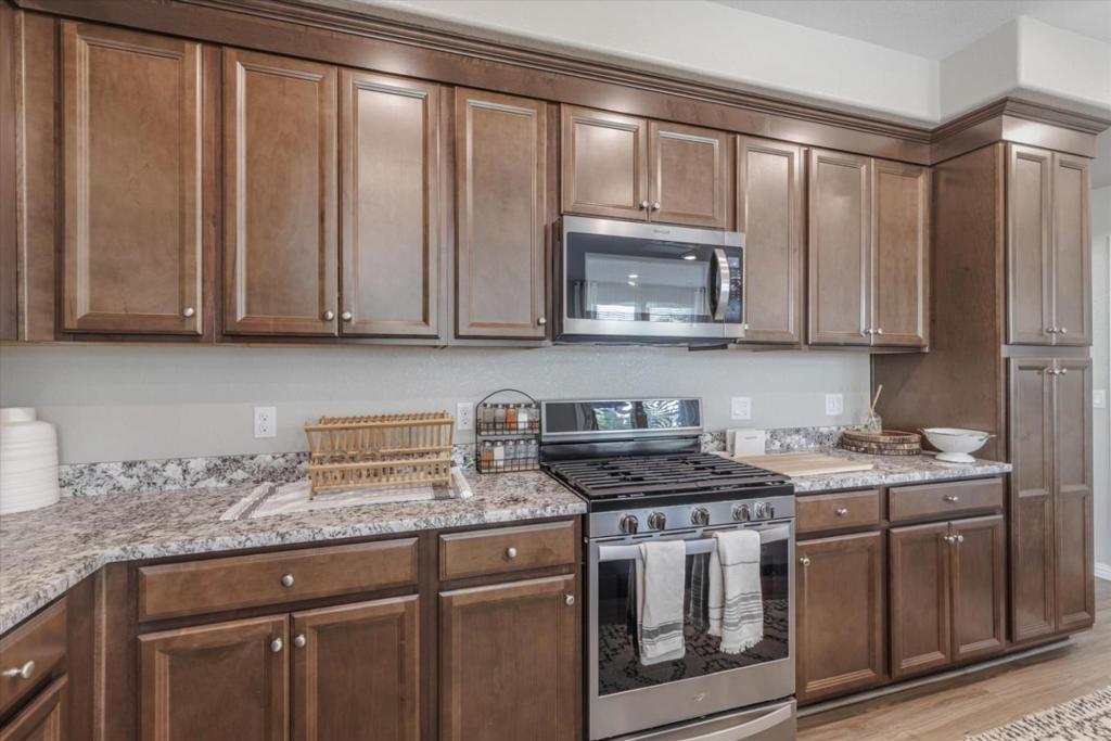 6568 Vision Court Property Photo 9
