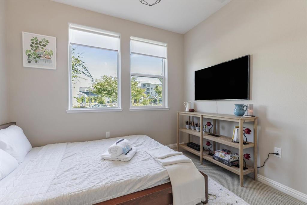 6568 Vision Court Property Photo 14