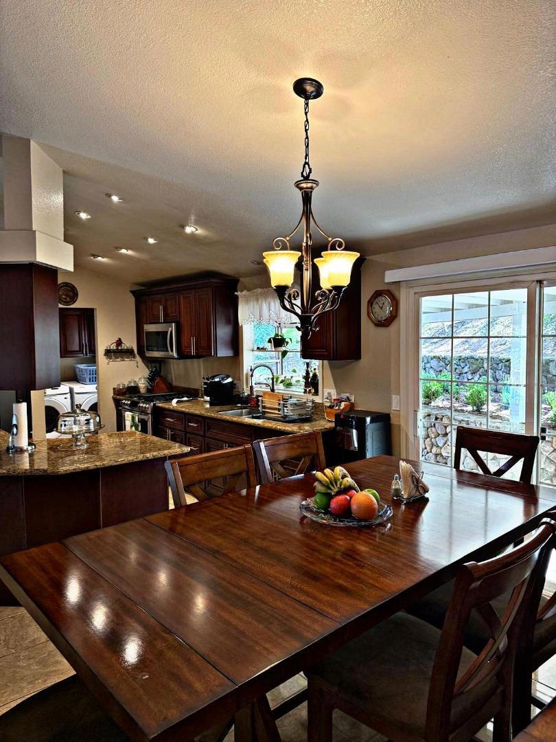 1010 Arroyo Lindo Court Property Photo 4