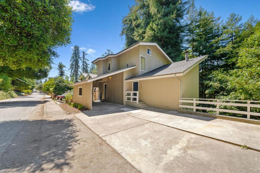 146 Aptos School Road Property Photo 3