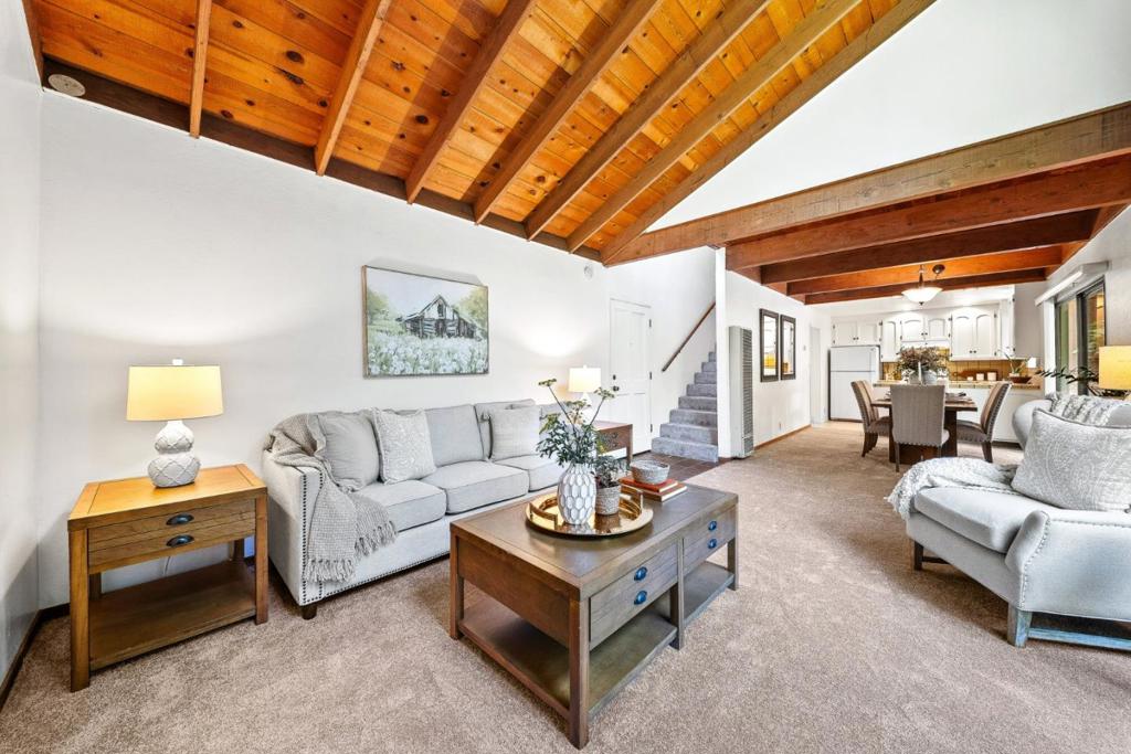 146 Aptos School Road Property Photo 8