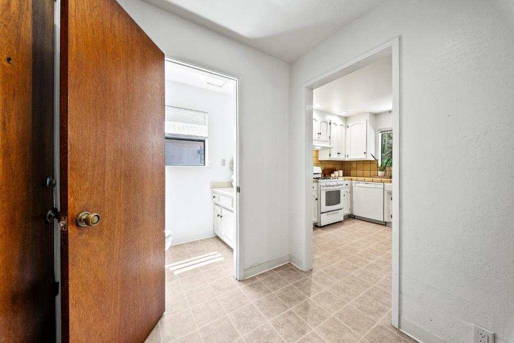 146 Aptos School Road Property Photo 19