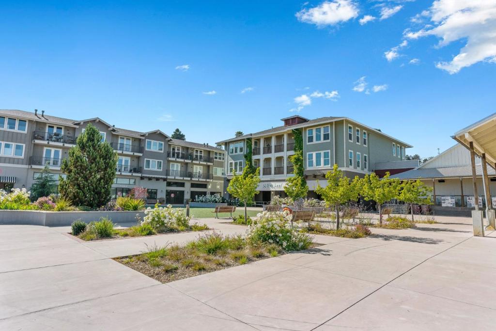 146 Aptos School Road Property Photo 44