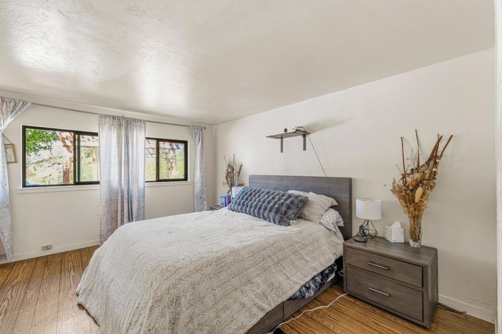 77 Laureles Grade Property Photo 7