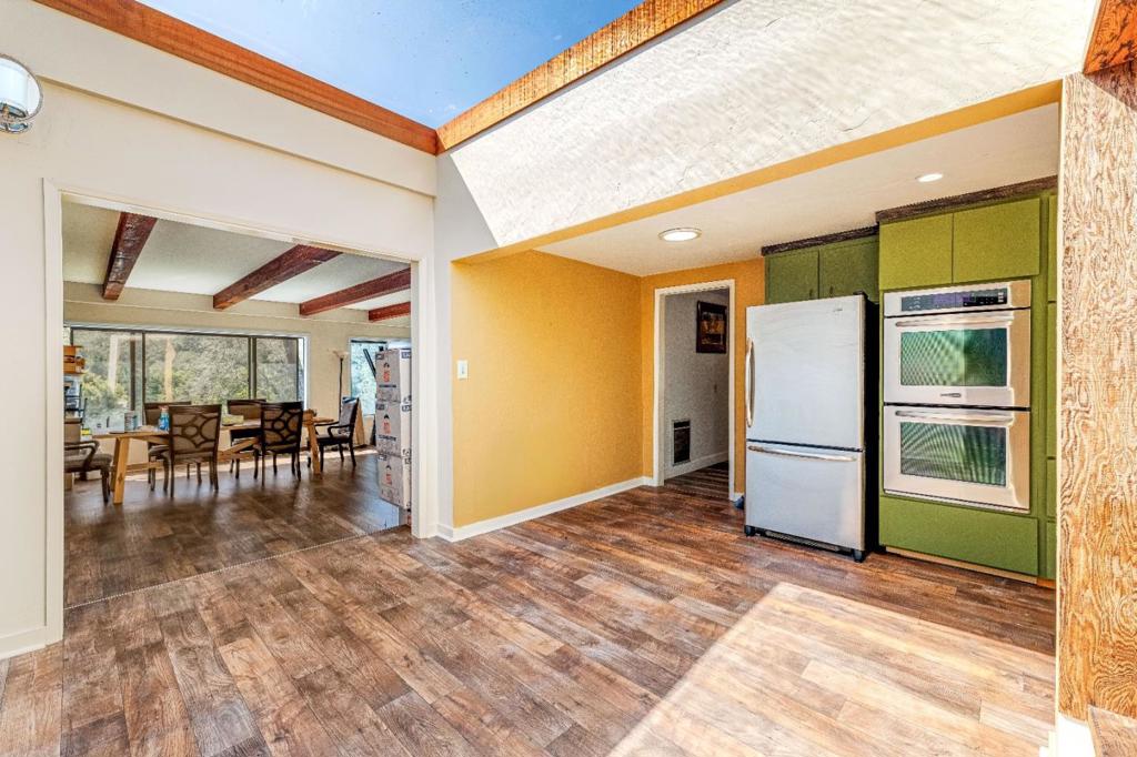 77 Laureles Grade Property Photo 13