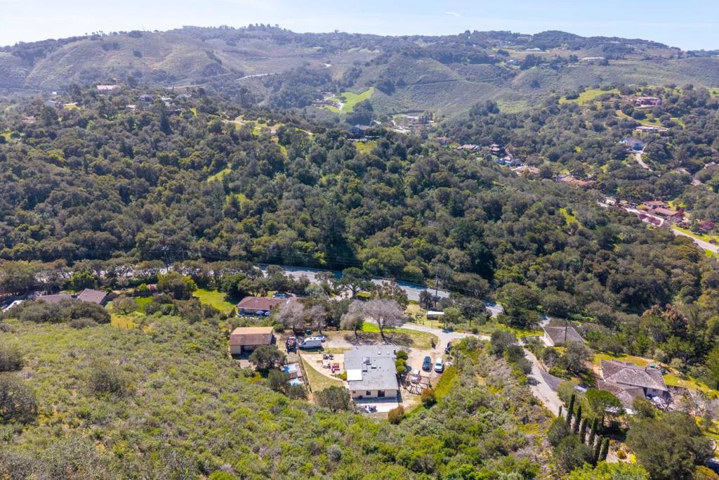 77 Laureles Grade Property Photo 34