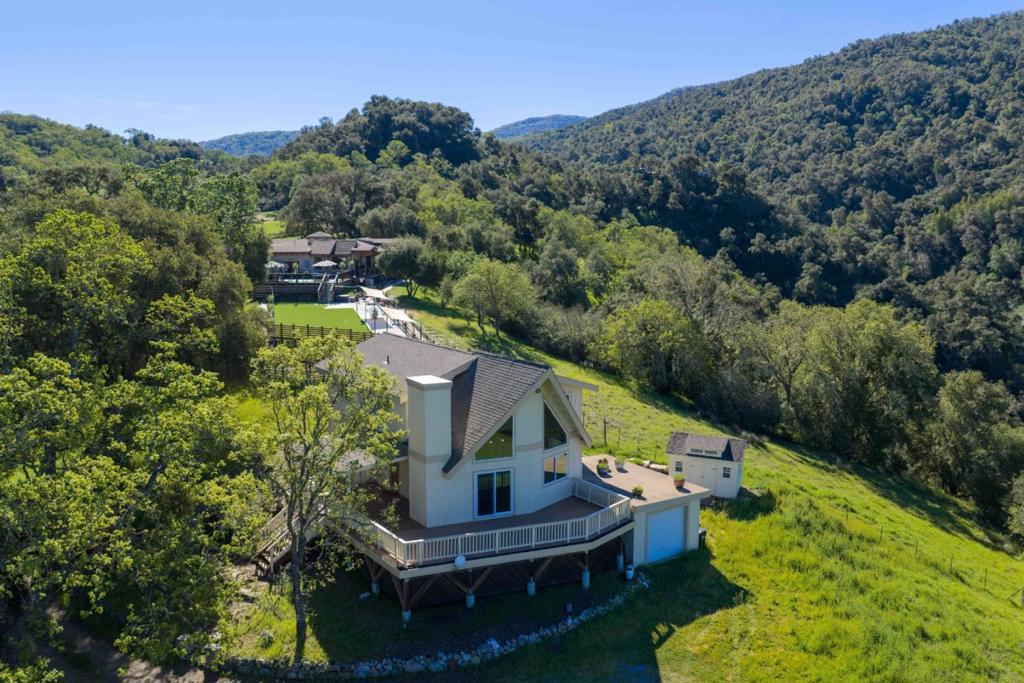 20510 Cachagua Road Property Photo 6