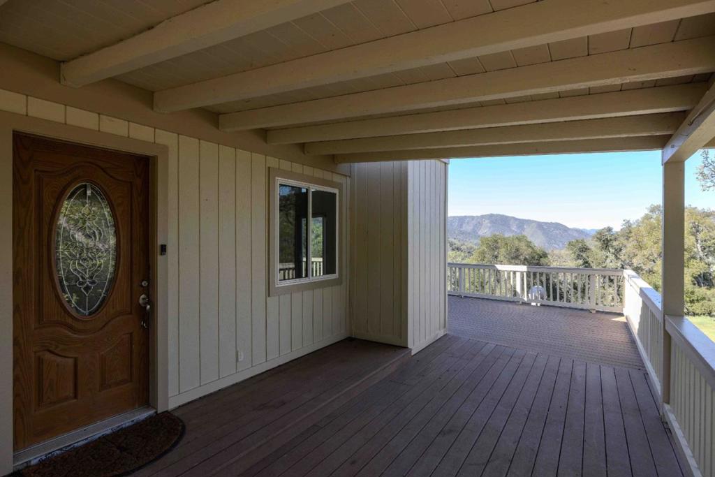 20510 Cachagua Road Property Photo 11