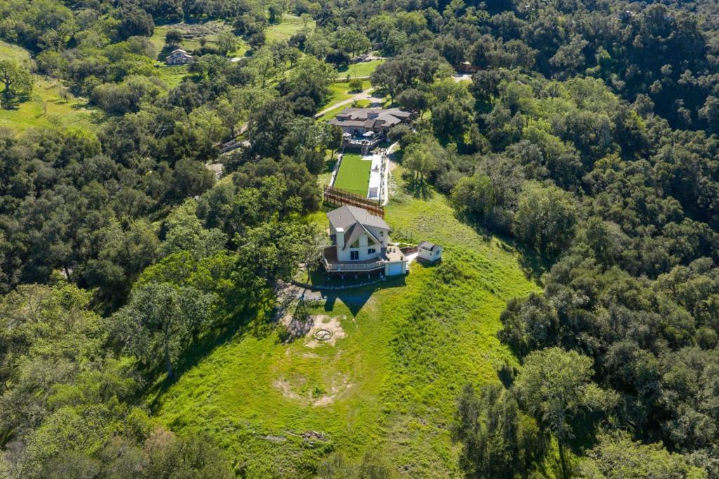 20510 Cachagua Road Property Photo 34