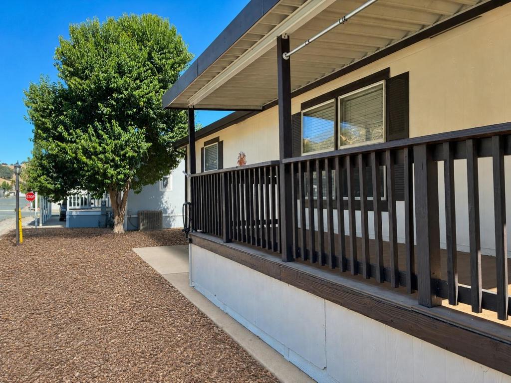 16711 Marsh Creek Road 74 Property Photo 4