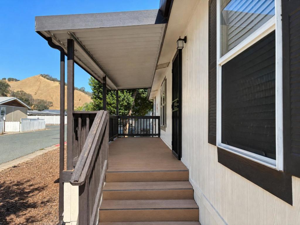 16711 Marsh Creek Road 74 Property Photo 6