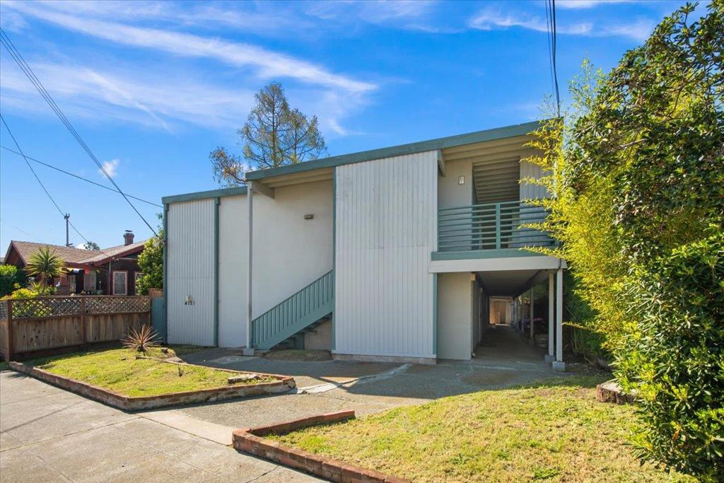 4121 Opal Street Property Photo 5