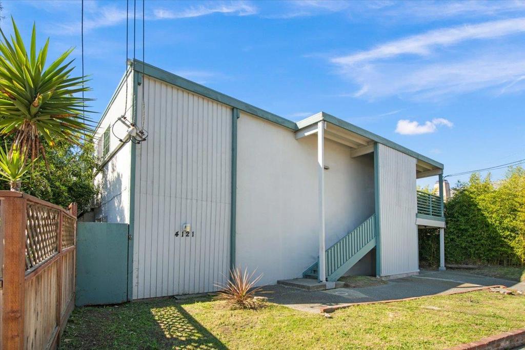 4121 Opal Street Property Photo 7