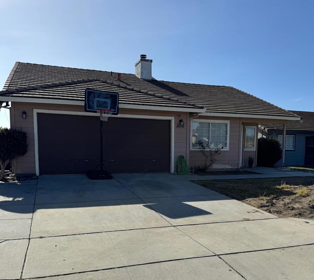 1230 Paseo Grande Property Photo 1