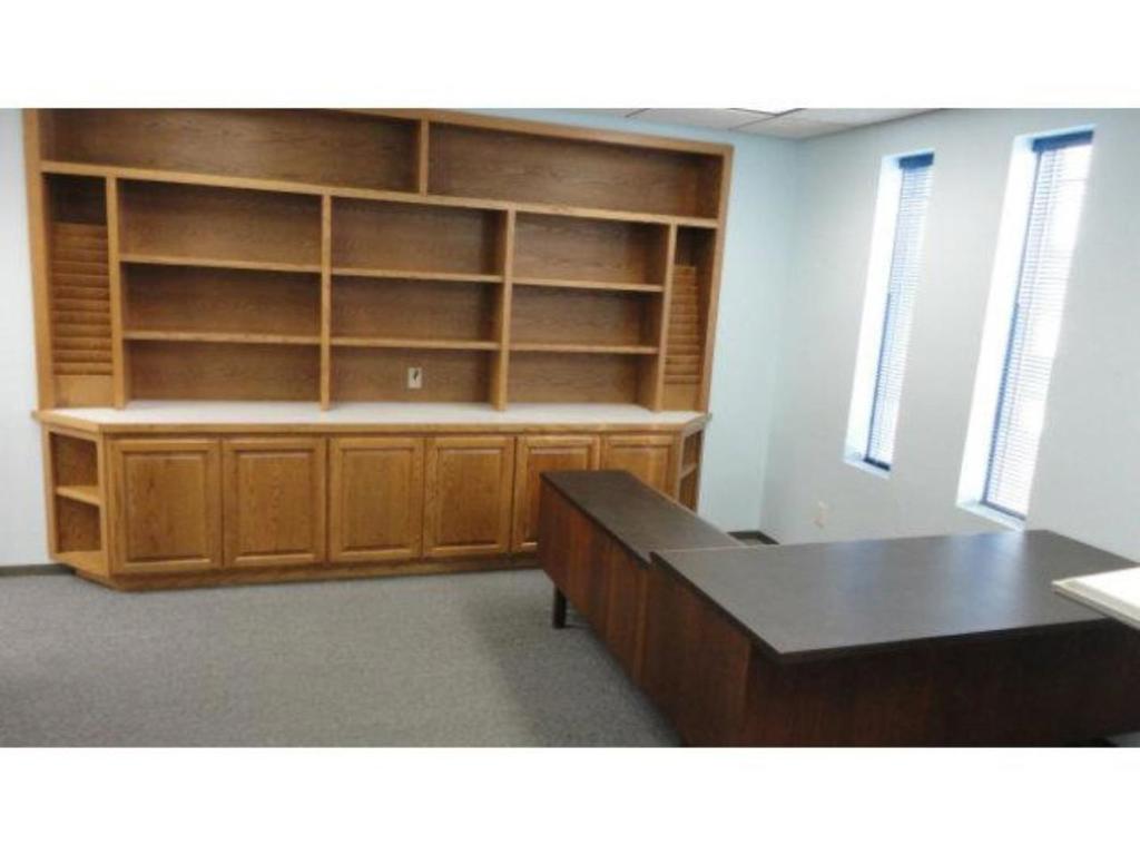 1009 S Claremont Street Property Photo 10