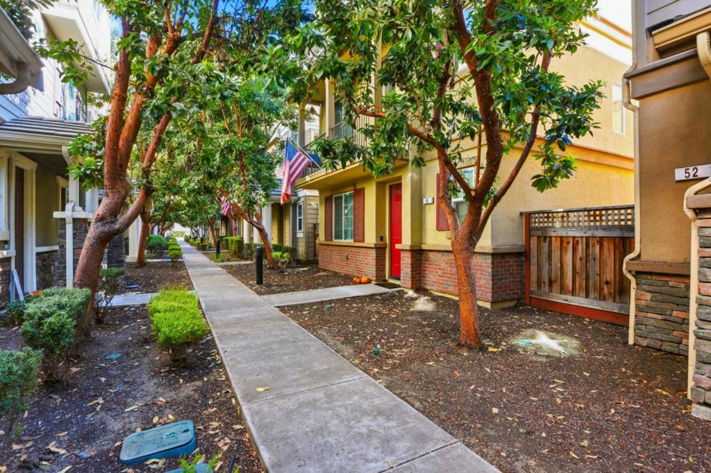 56 Regency Place Property Photo 2