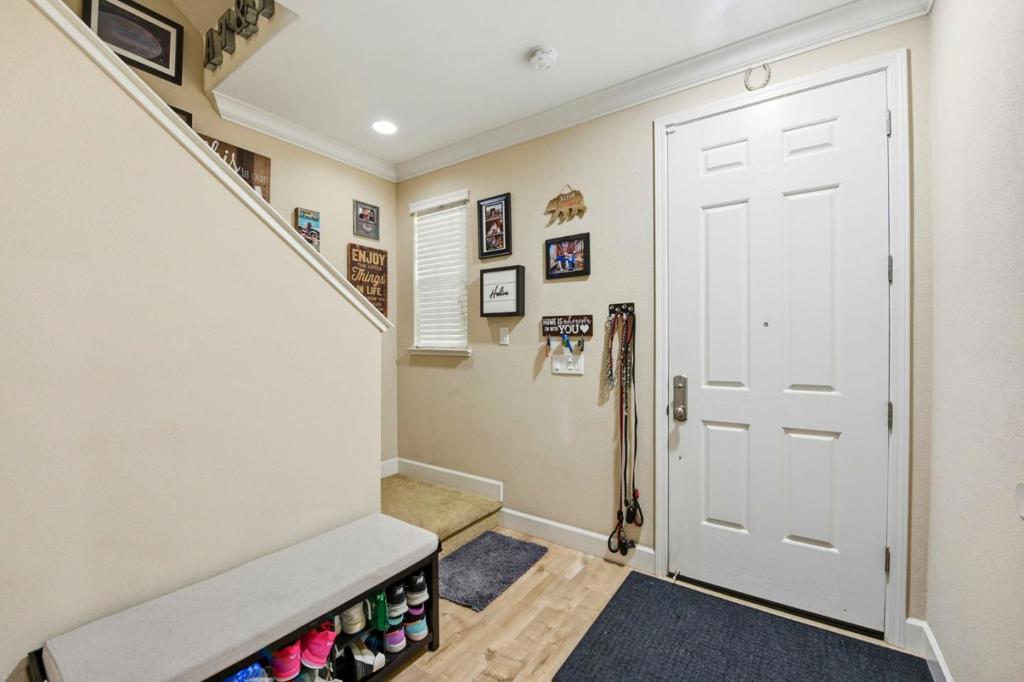 56 Regency Place Property Photo 5