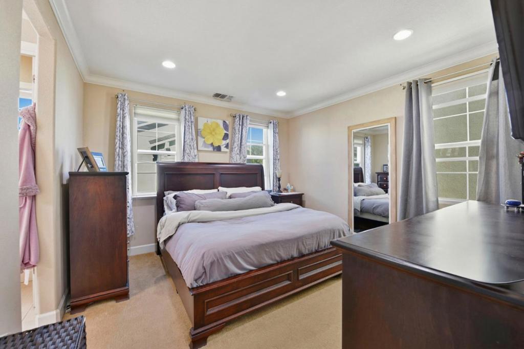 56 Regency Place Property Photo 19