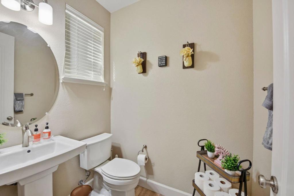 56 Regency Place Property Photo 29