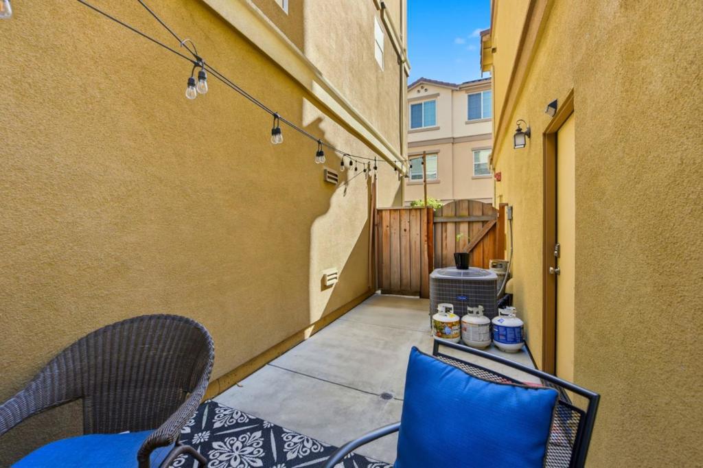 56 Regency Place Property Photo 35