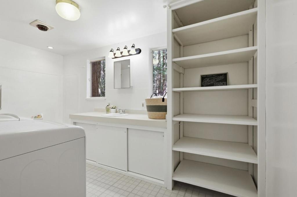 155 Native Sons Road Property Photo 12