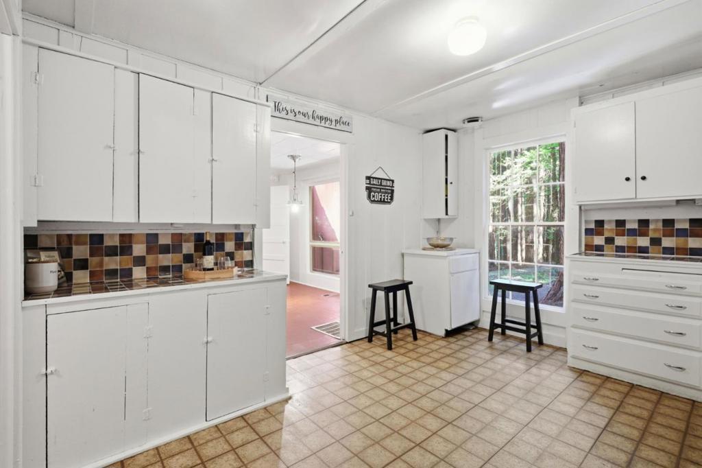 155 Native Sons Road Property Photo 32